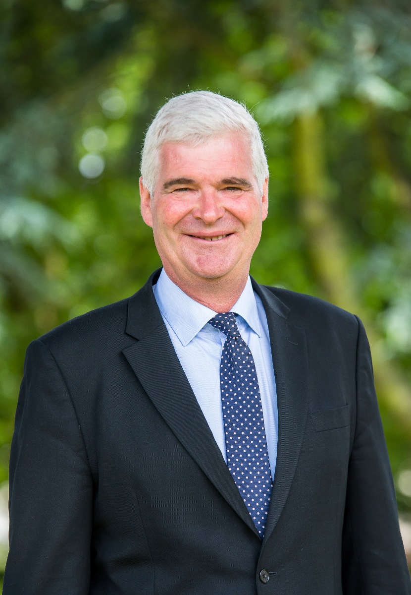 Mr Simon Decker MSc, MSc(Ed) Headteacher